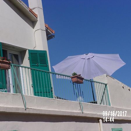 מרסיי Stud Terras Ville Corniche 2 Pers Stat Gratuit Rue Modif Suivt Possib Et Accord Exclusif מראה חיצוני תמונה